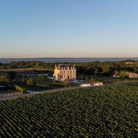 Chateau Leboscq, Medoc * Saint-Christoly-Médoc